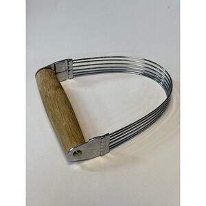 Vintage 1980's Wood Handle Stainless Steel 6 Wire Pastry Dough Blender